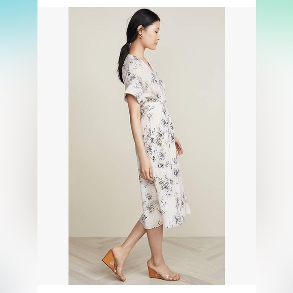 EQUIPMENT - Kimono Tavine Silk Wrap Dress - Picture 3 of 13